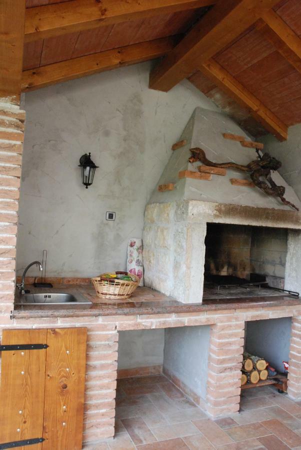 Apartmani Radin Rosini Exteriér fotografie