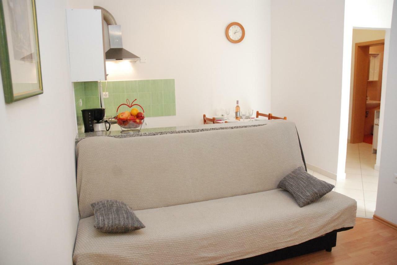 Apartmani Radin Rosini Exteriér fotografie